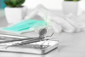 El Paso, TX, dentist offers checkups and cleanings 